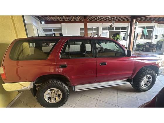 TOYOTA HILUX SW4 3.0 4X4 8V TURBO DIESEL 4P MANUAL TOYOTA HILUX SW4 3.0 4X4 8V TURBO DIESEL 4P MANUAL